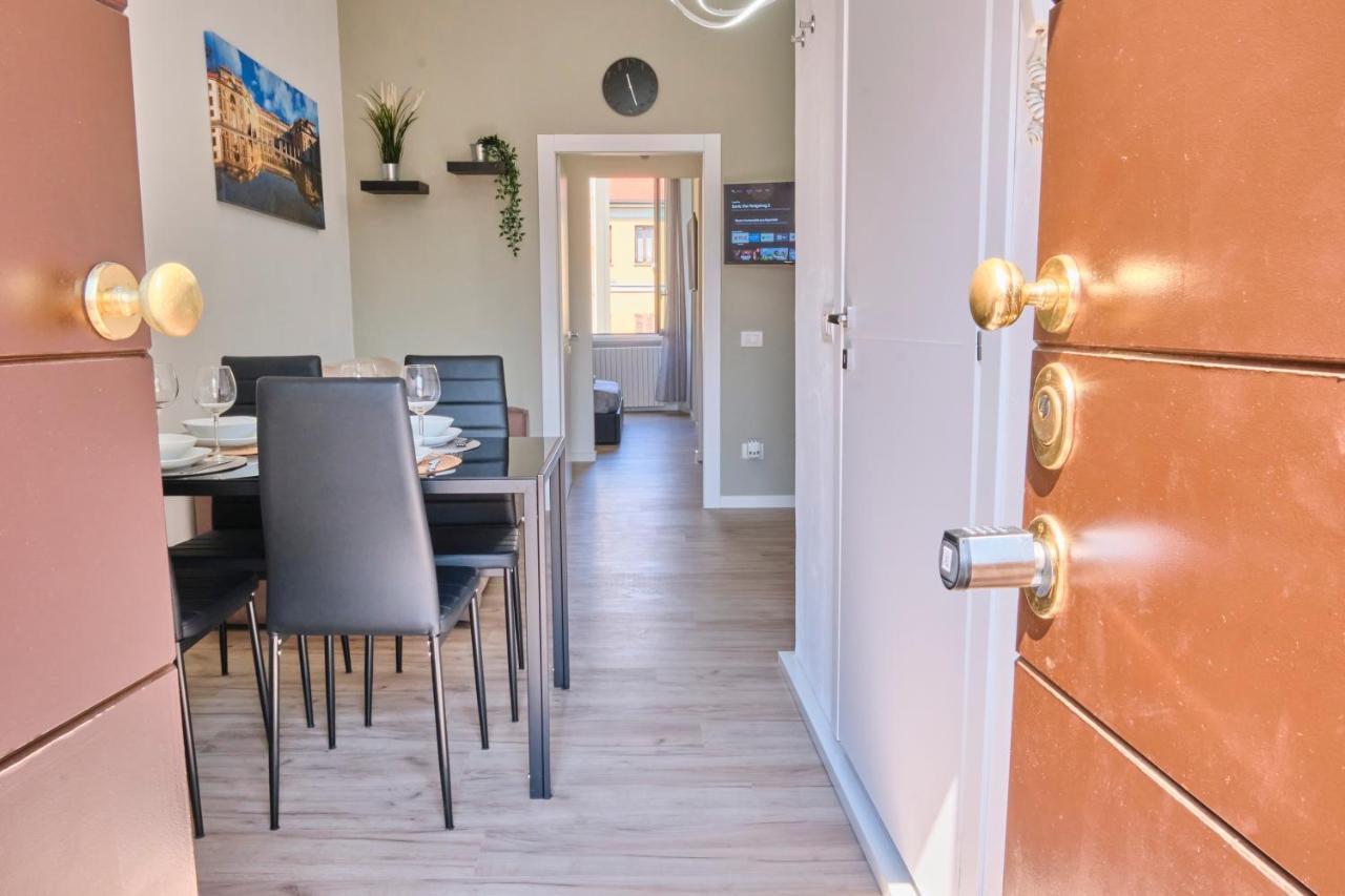Monza-centro Modern Flat Near Train Station Apartment *